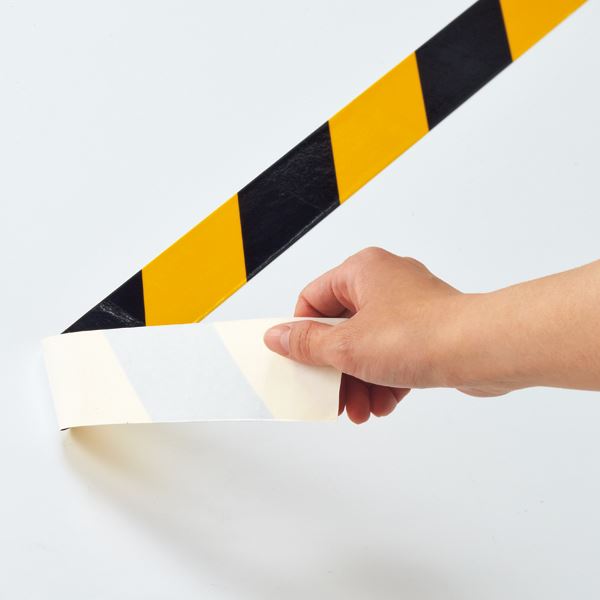 吸着ラインテープ KLT502-W ■カラー:白 50mm幅【代引不可】 - 画像 (2)