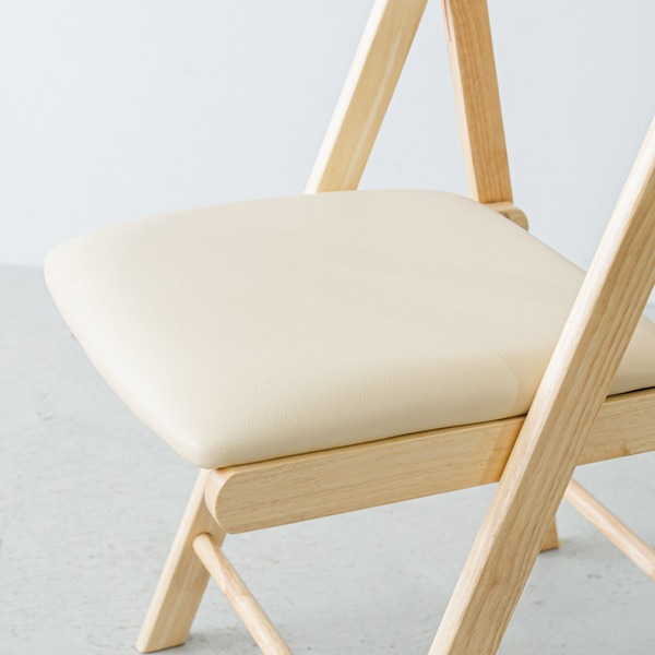 【4脚セット】折りたたみ椅子(ナチュラル) イス/チェア/ダイニングチェア/フォールディングチェア/コンパクト/北欧風/木製/天然木/クッション/1人用/背もたれ付き/完成品/NK-026 - 画像 (3)