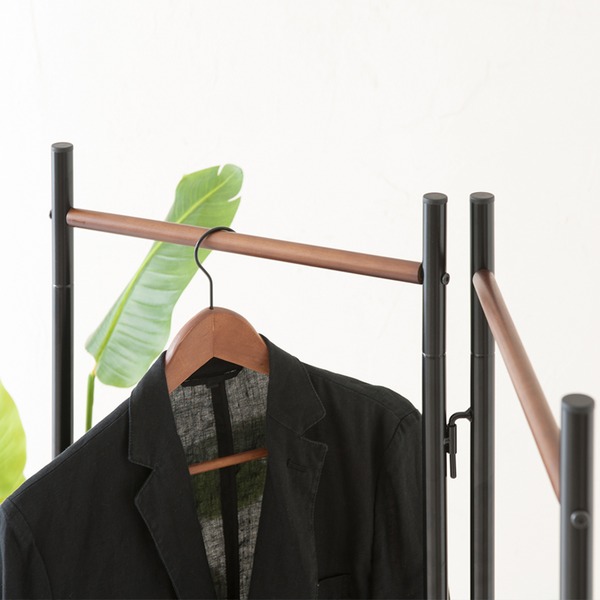 フレームハンガーラック(ブラック/黒) 幅44.5cm 折りたたみパイプハンガー/スチール/天然木/スリム/軽量/アイアン/NK-531 - 画像 (4)