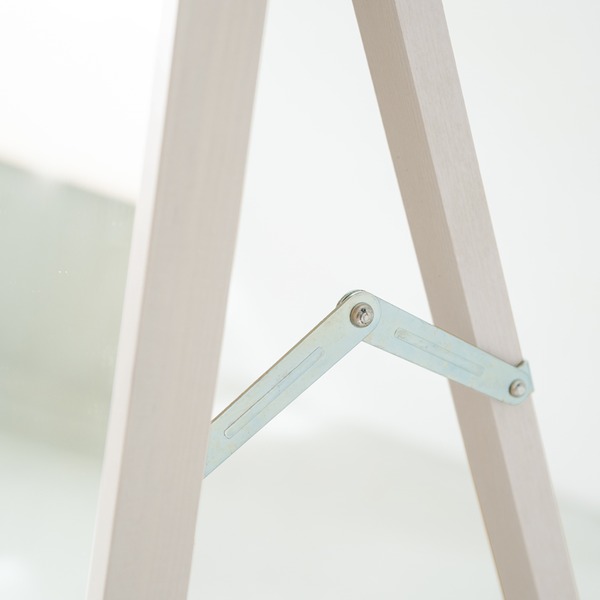 細枠スタンドミラー 幅22cm(ホワイト/白) 天然木/姿見鏡/スリム/高級感/木製/飛散防止加工/折りたたみ/北欧風/日本製/完成品/NK-1 - 画像 (4)